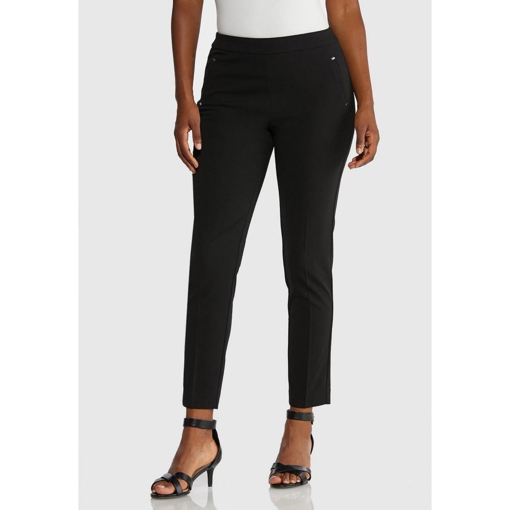 🌻 Flirtatious Black Slacks